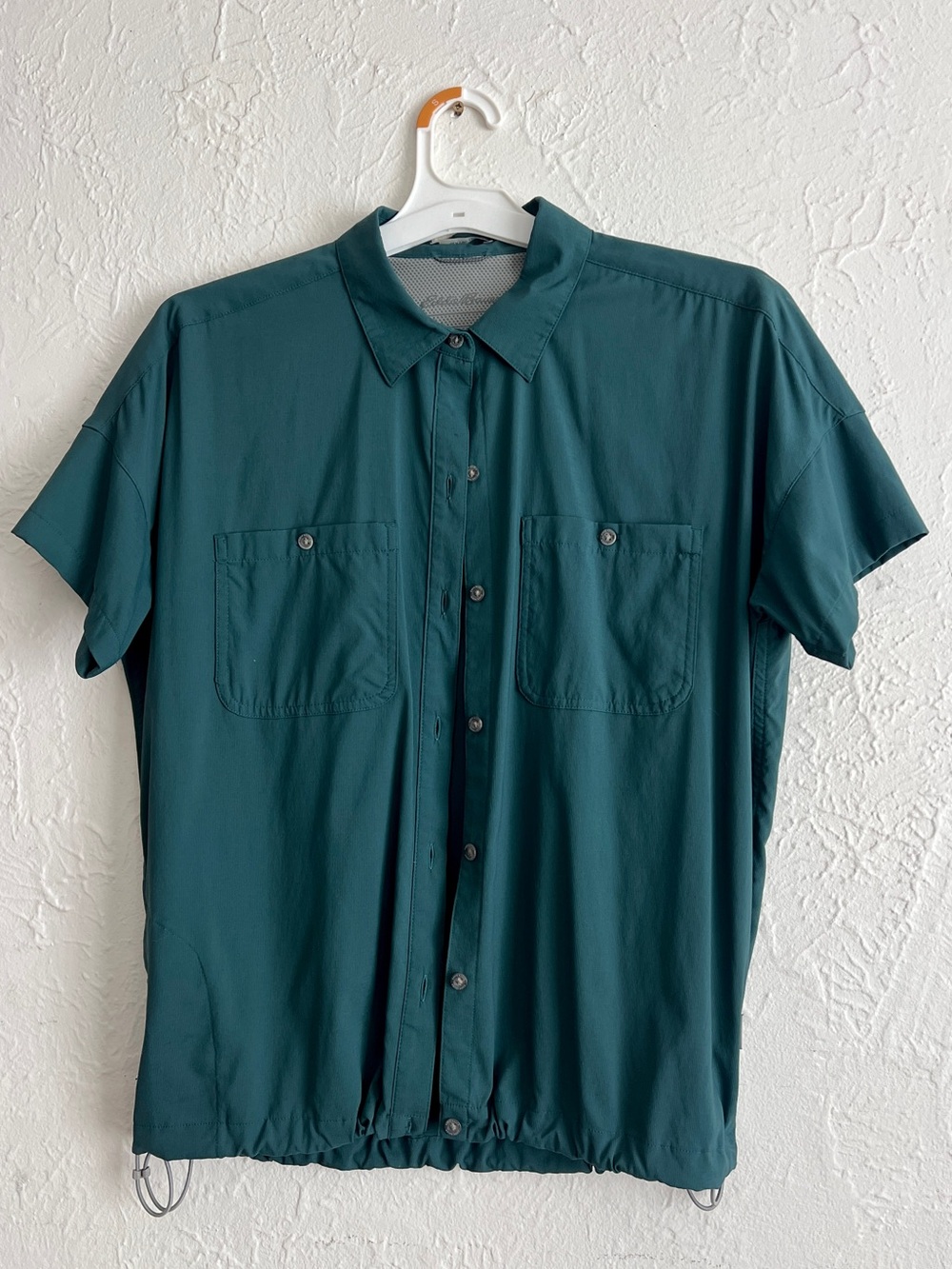 Eddie Bauer Short-Sleeve Button-Up Shirt in Deep Teal